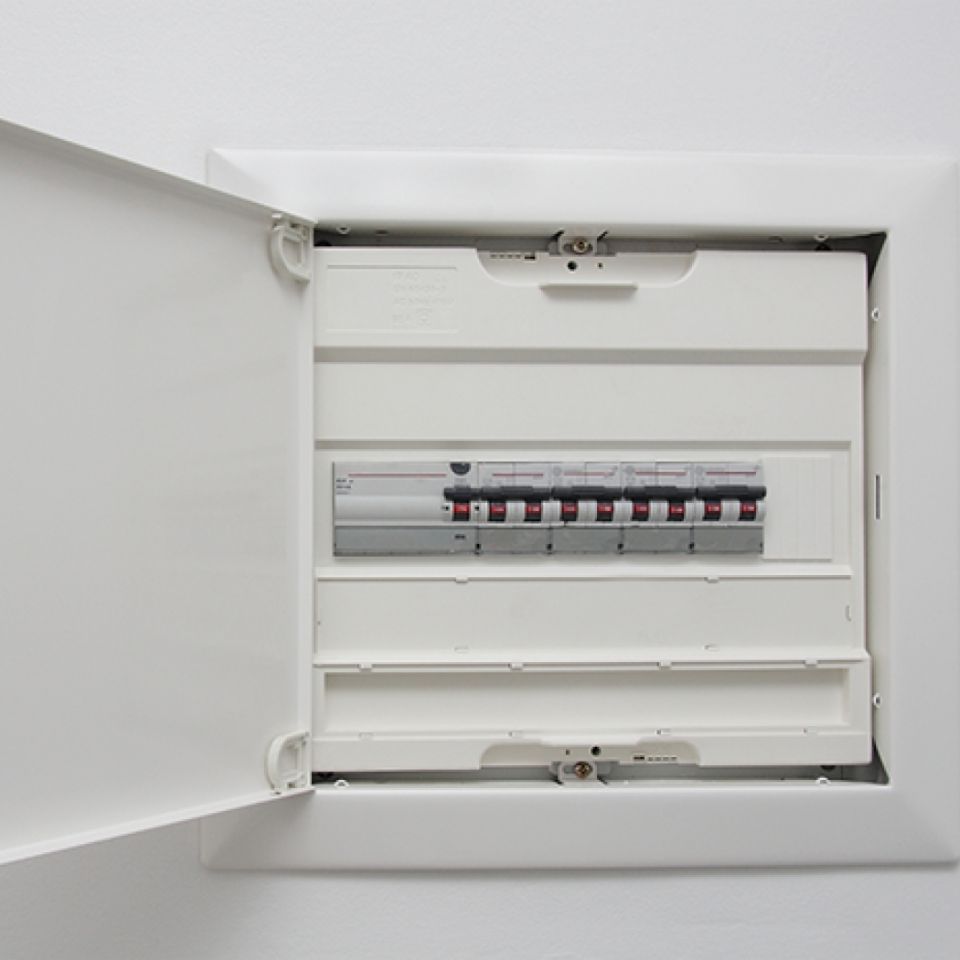 Dr. Silva Resolve - Eletricista e Reparações Elétricas foto 3