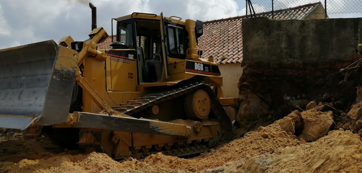 Henriques &amp; Belo - Escavações e Terraplanagens, Lda foto 3