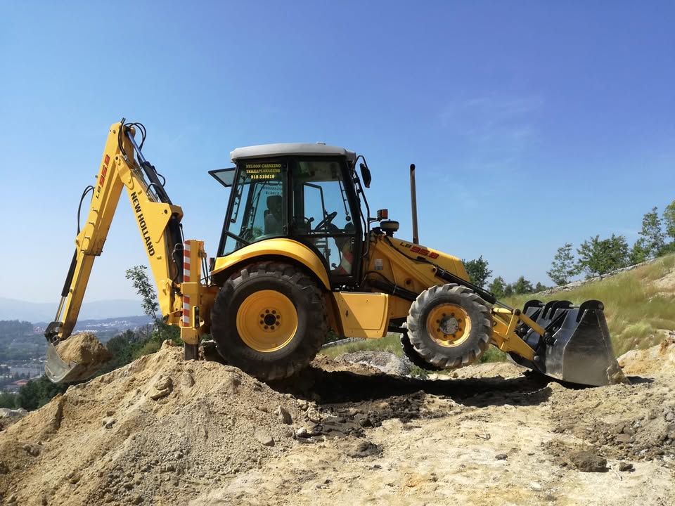 Motivo Rústico – Construções e Terraplanagens foto 7