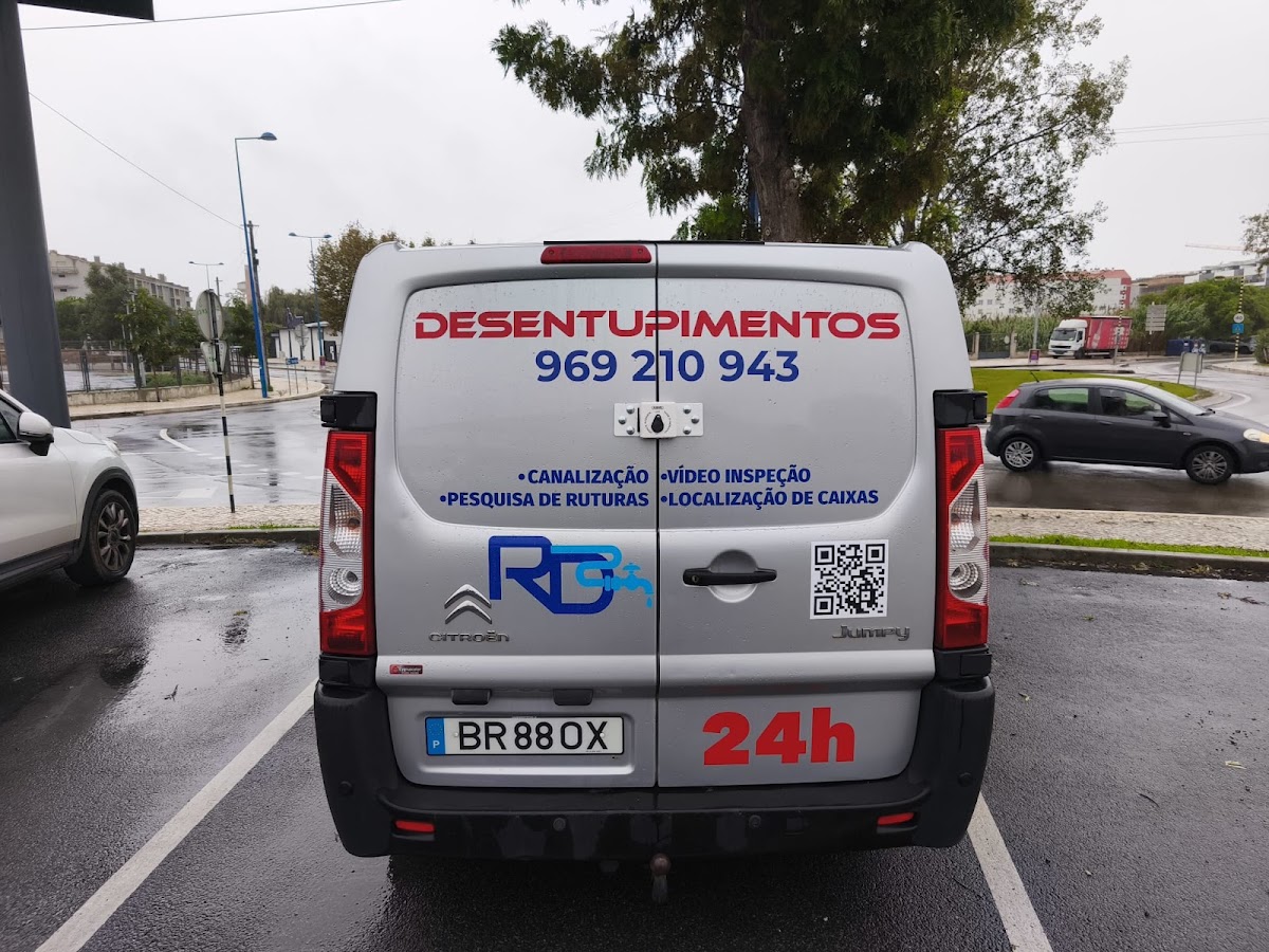 Desentupimentos RD e canalização foto 8