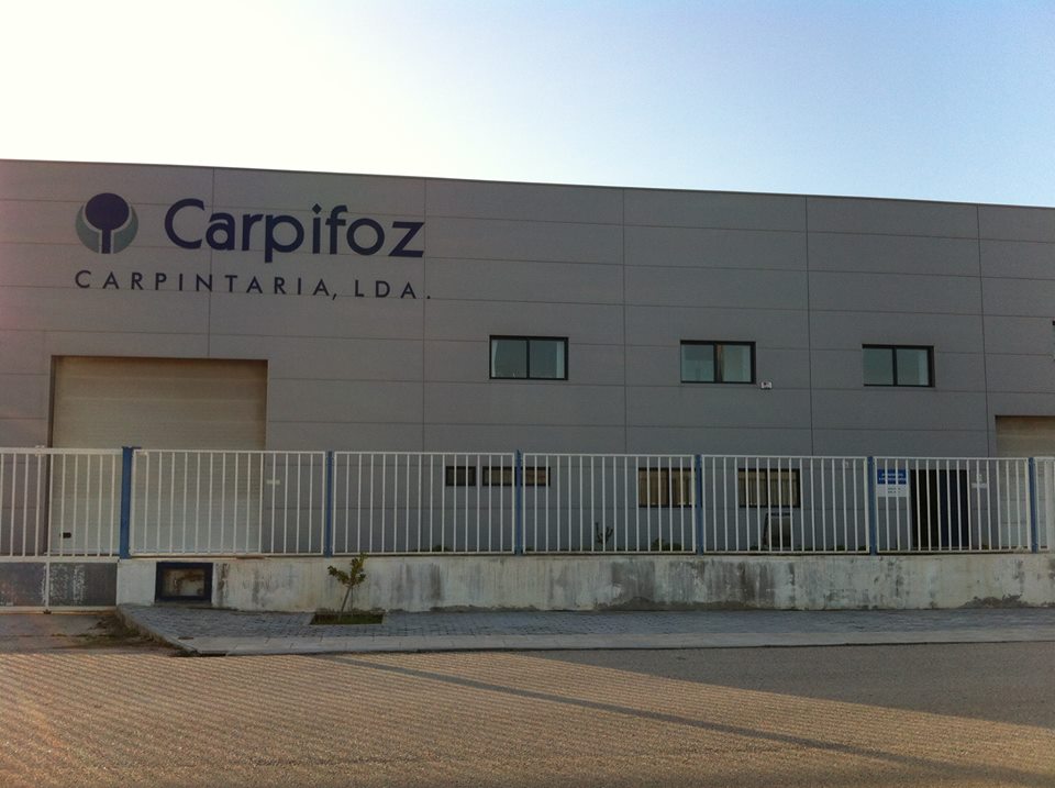 Carpifoz Carpintaria,Lda. foto 3