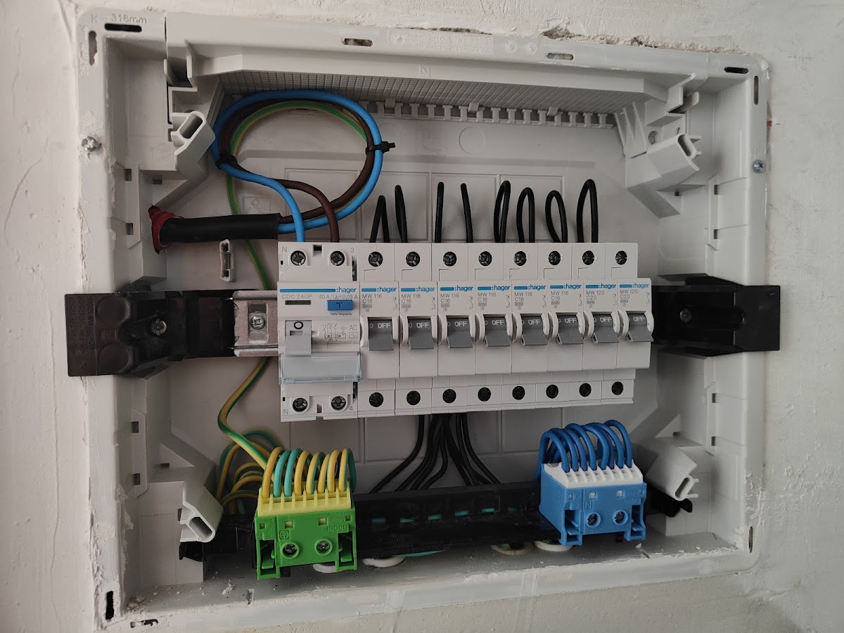 House Build Design - Eletricista Lisboa | Serviços Elétricos