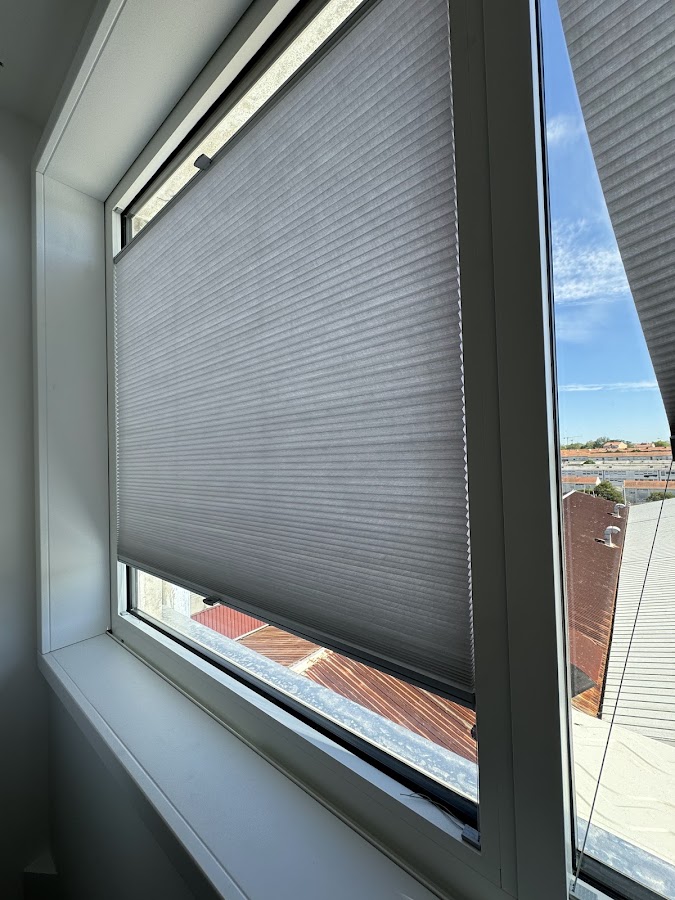 Prisma Solar Unipessoal Lda - Estores Toldos Cortinas foto 10