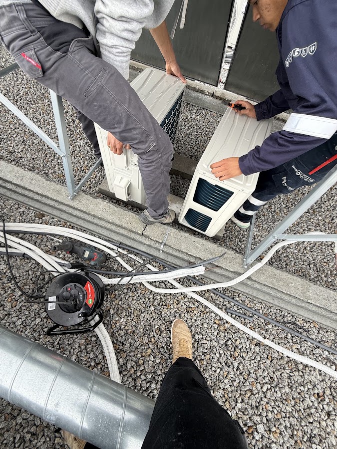 Clima e elétrica Ass. Téc e Manutenção foto 3